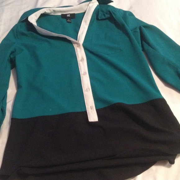 Block color shirt