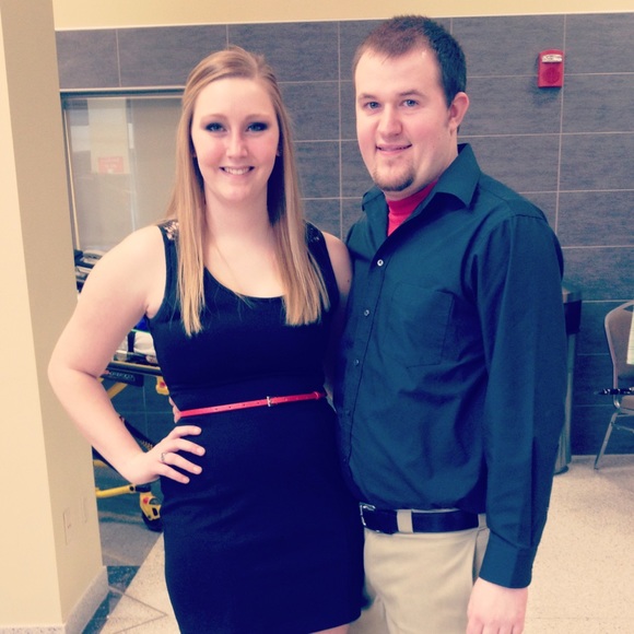 Black dress with lace back - Picture 4 of 4