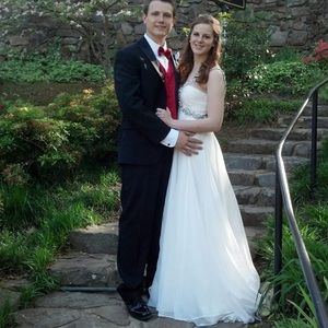 Sherri Hill White Prom Dress