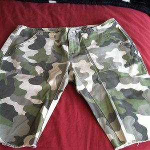 Capri for women