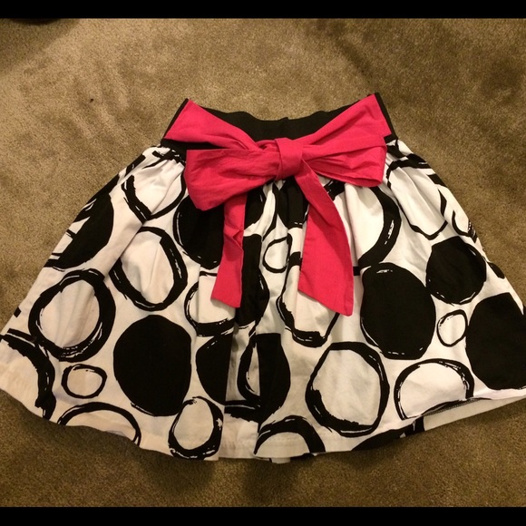 High-waisted skirt