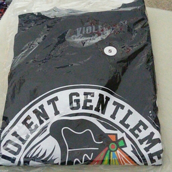 RARE SOLD OUT Alkaline Trio Blackhawks hockey tee - Picture 4 of 4