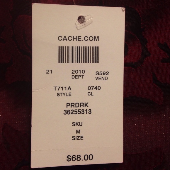 Cache maroon top :) - Picture 3 of 3