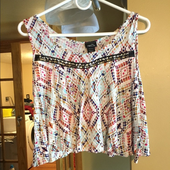 Rue 22 crop top