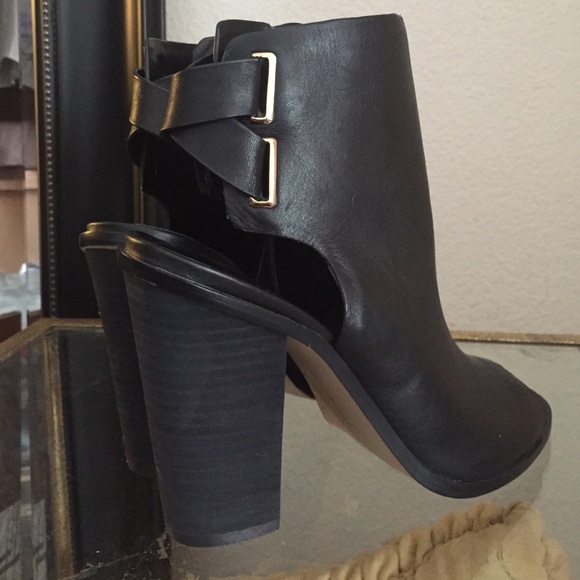 Bcbg booties - Picture 3 of 4