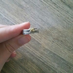 Devide Yurman Crossover Ring