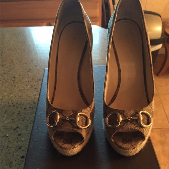 Wedge Heeled Gucci Shoes