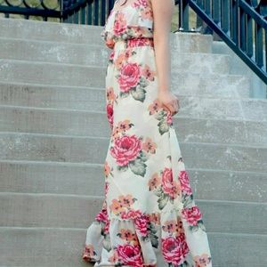 FLORAL MAXI DRESS