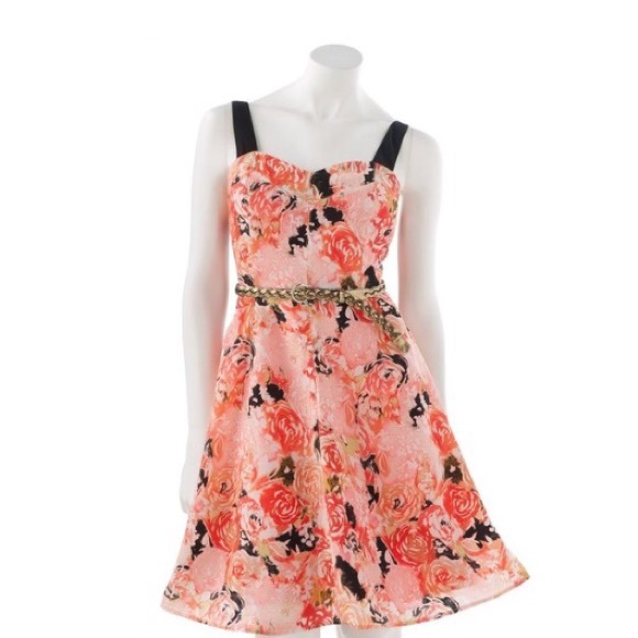 CANDIE'S Floral Lace-Back Dress