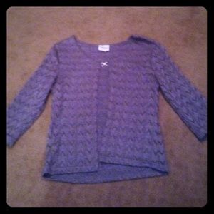 Grey crochet sweater with clasp