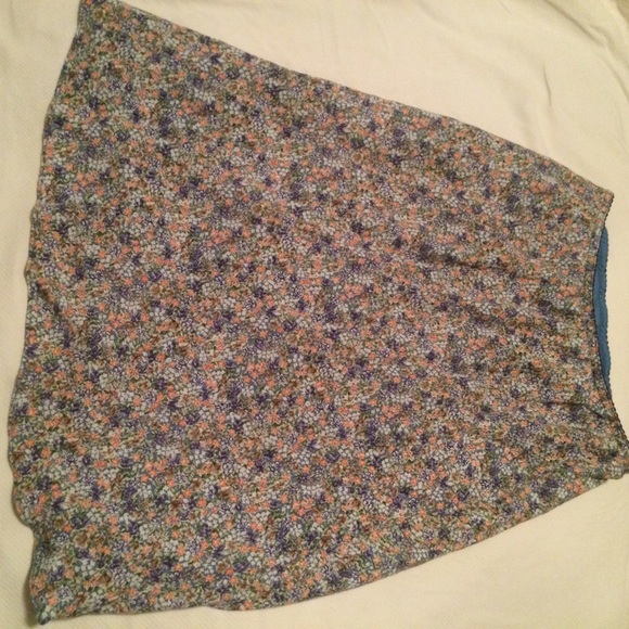 Gap Dresses & Skirts - Gap Floral print skirt