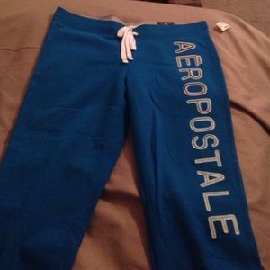 Cropped Aeropostale Sweatpants✨