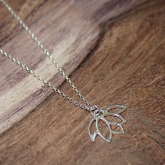 Silver plated Lotus necklace
