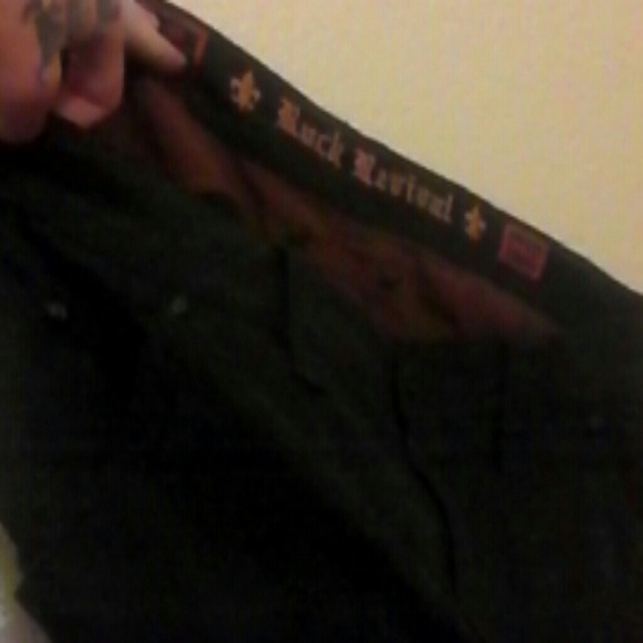 Mens 32 rock revival cargo shorts