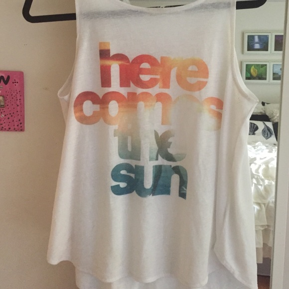 Summer tanks and beach top