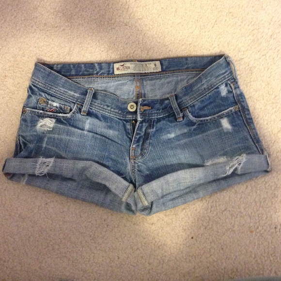 Hollister Jean Shorts - Picture 1 of 2