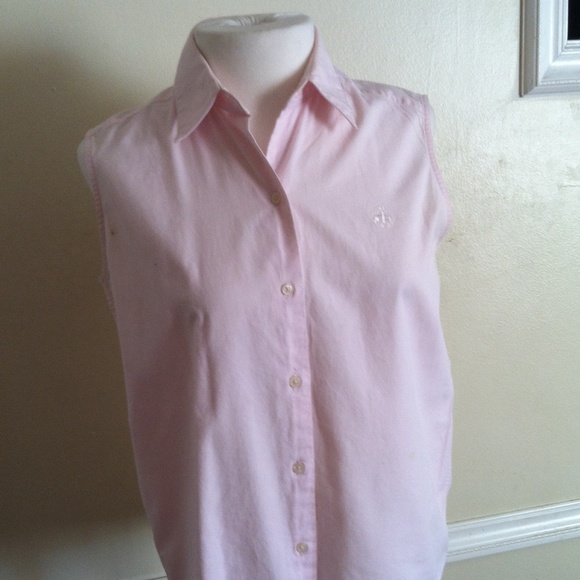 Light pink top..