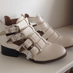 White buckle booties!