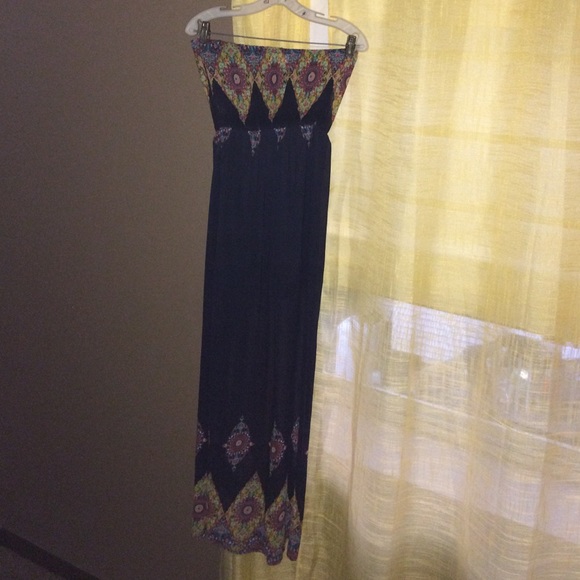 Meghan Fabulous Gili Strapless Maxi Dress - Picture 4 of 4