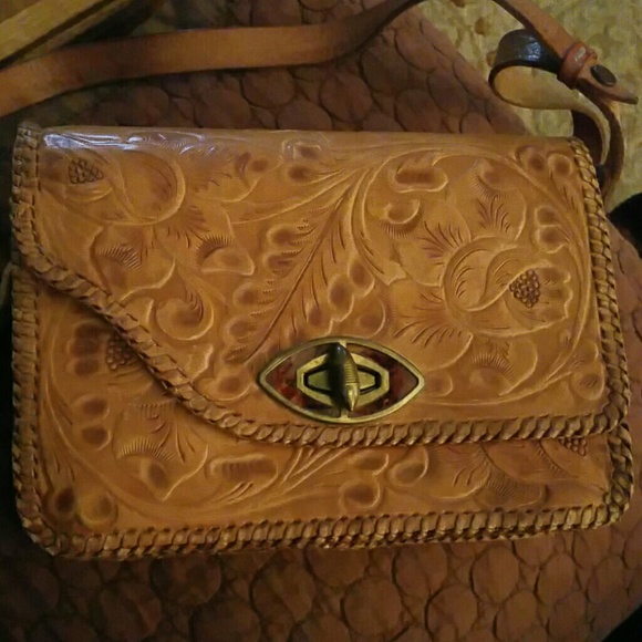 *Price Drop* Vintage JC Diaz Tooled Leather Purse