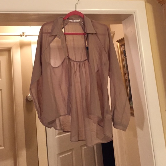 High low button up