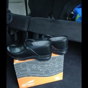 Clogs