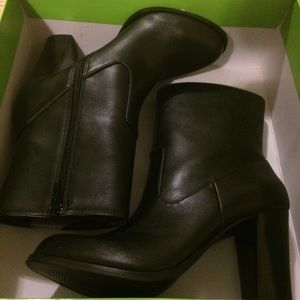 Kelly & Katie booties