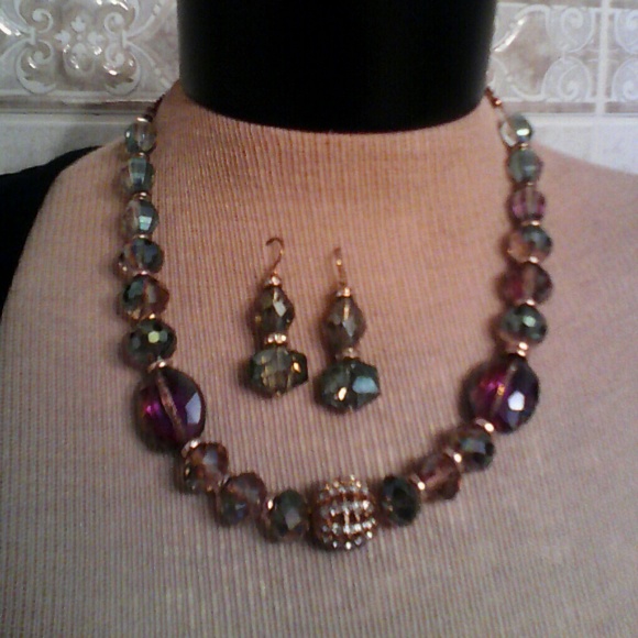 Neckles