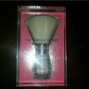 Victoria Secret bombshell shimmer.