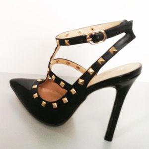 Studded black pointy  stilettos &corset bundle