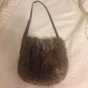 MICHAEL KORS Crossbody Bucket Bag