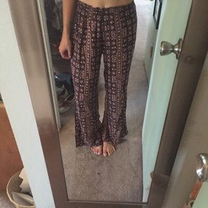 NWOT Brandy Melville Flowy Pants
