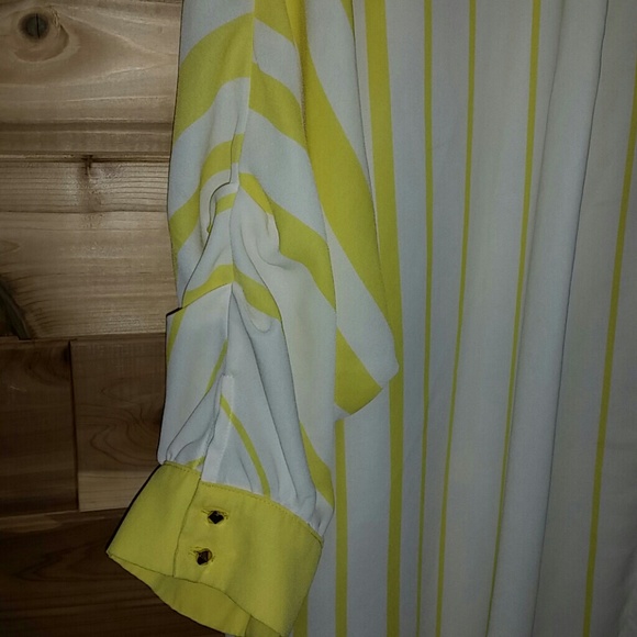 Blouse - Picture 3 of 4