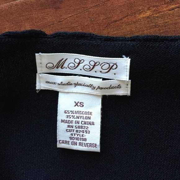 Cardigan. - Picture 2 of 3