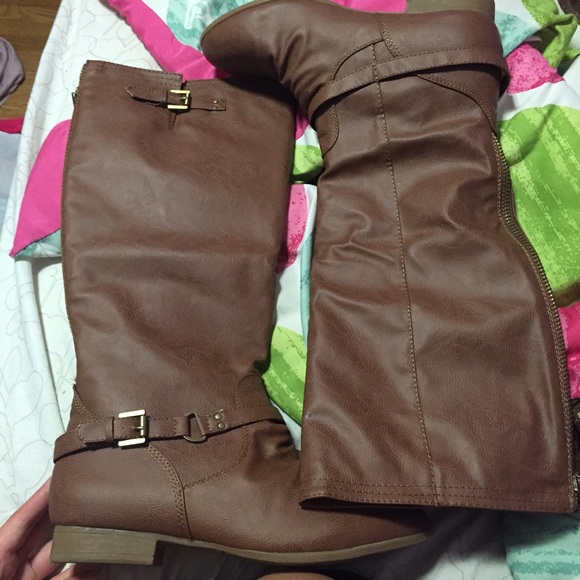 Brown belted boots