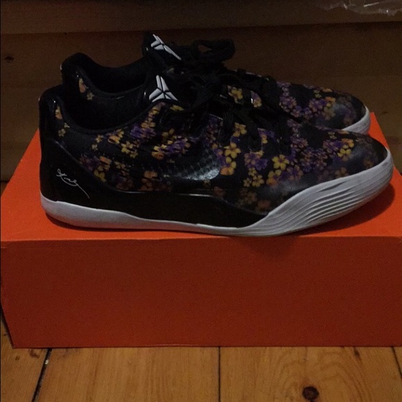 Kobe VIII "Floral" GS