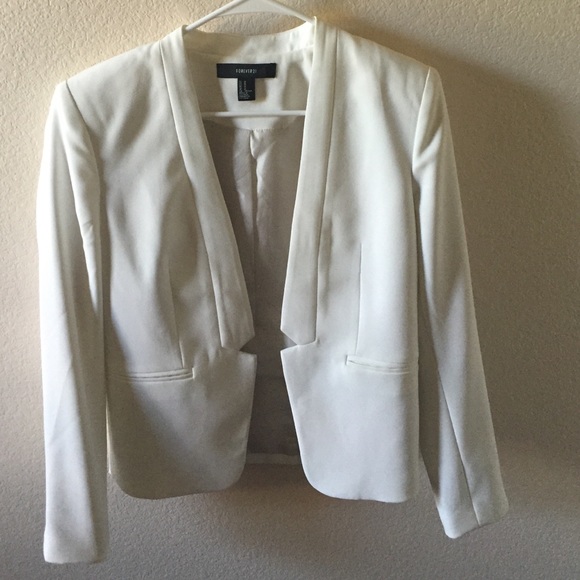 Forever 21 Outerwear - 🚫❗️Sold❗️🚫