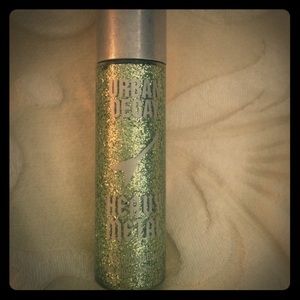Urban decay heavy metal glitter eyeliner