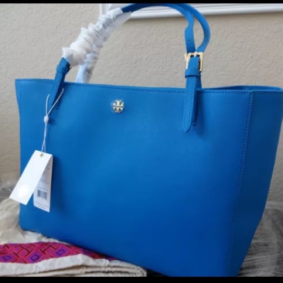 NWT Tory Burch York Buckle Tote - Picture 3 of 4