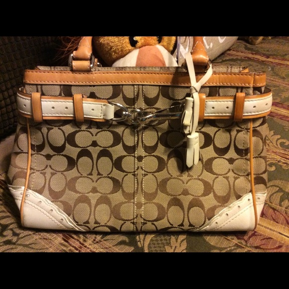 RESERVED for zombiechick03  AuthenticCoach Bag