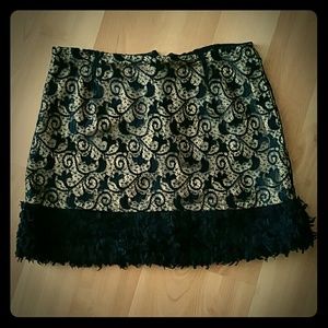 Delicate Print Skirt with Shaggy Bottom