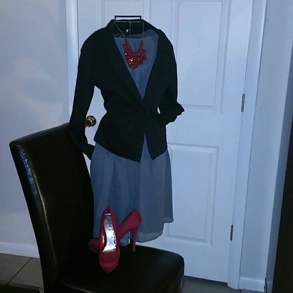 Lovely sheer dress - Picture 3 of 3