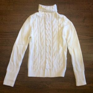 H&M white cable knit turtleneck sweater sz small