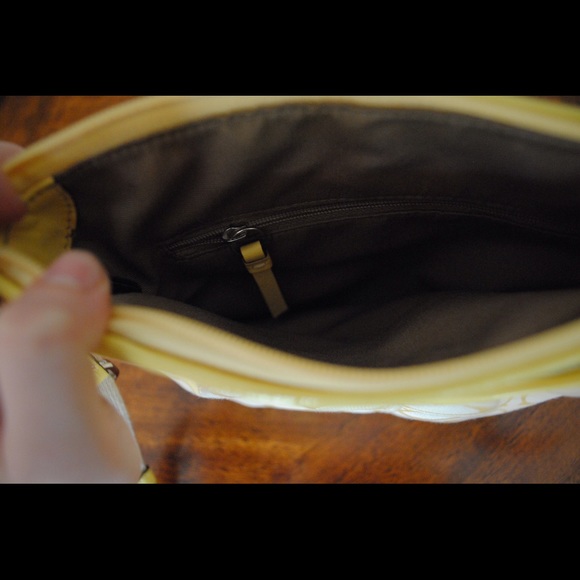 Coach Body Strap Purse - Picture 3 of 4