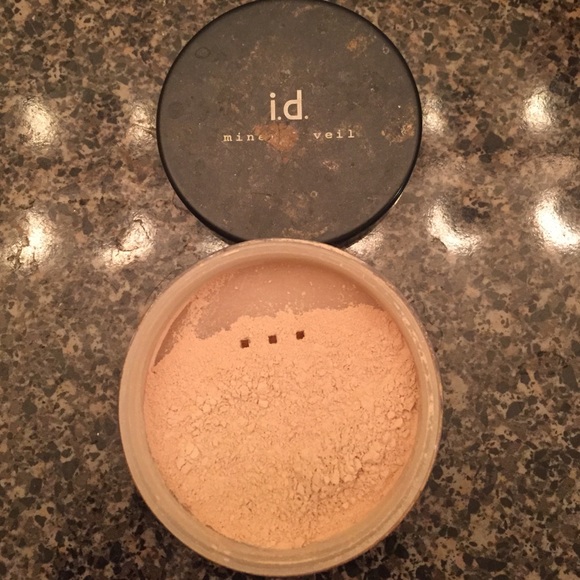 bare minerals veil