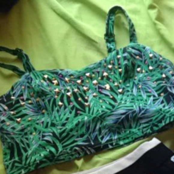 VS Pink Caged Back Brallete