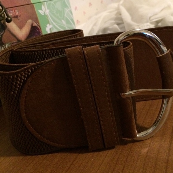 Brown leather/cloth wide belt