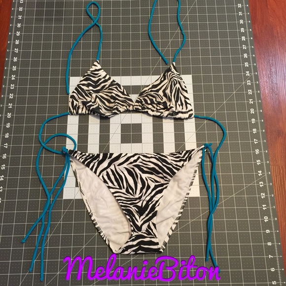 🚫SOLD🚫Black white Zebra stripe bathing suit L