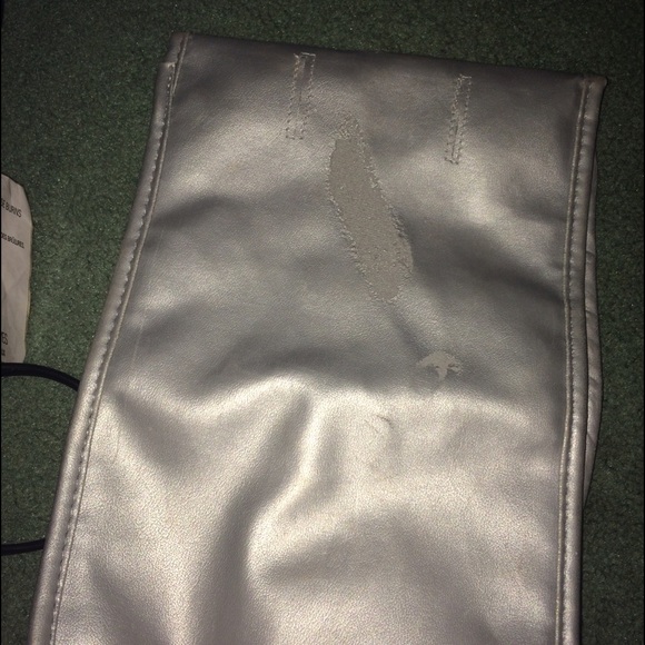 Ultra CHI - Picture 3 of 4