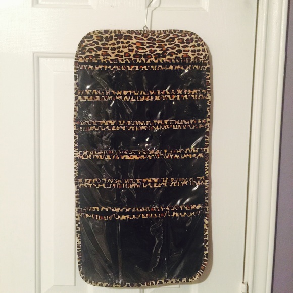 Double sided cheetah print organizer
